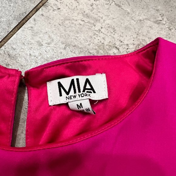 Mia girls fuchsia top, black trip, girls size M - Picture 2 of 5